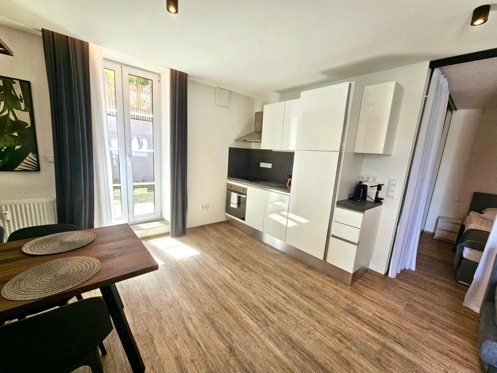 Beefree Whirlpoolsuite34-Free Parking & Fast Internet Passavia Esterno foto